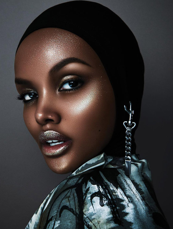 بعد اعتزالها بسبب الحجاب.. عارضة الأزياء العالمية حليمة عدن تعود من جديد! صور صورة رقم 14