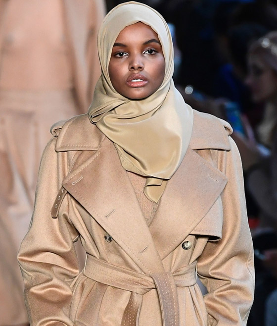 بعد اعتزالها بسبب الحجاب.. عارضة الأزياء العالمية حليمة عدن تعود من جديد! صور صورة رقم 22