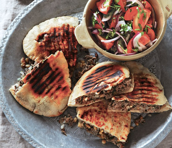 سريعة وسهلة ومحبوبة الجماهير.. إليكم وصفة عرايس اللحمة الشهية صورة رقم 3 سريعة وسهلة ومحبوبة الجماهير.. إليكم وصفة عرايس اللحمة الشهية صورة رقم 3