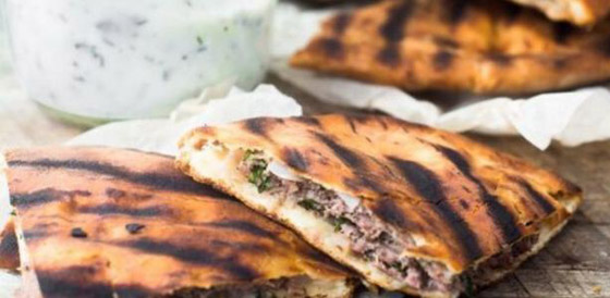 سريعة وسهلة ومحبوبة الجماهير.. إليكم وصفة عرايس اللحمة الشهية صورة رقم 5 سريعة وسهلة ومحبوبة الجماهير.. إليكم وصفة عرايس اللحمة الشهية صورة رقم 5