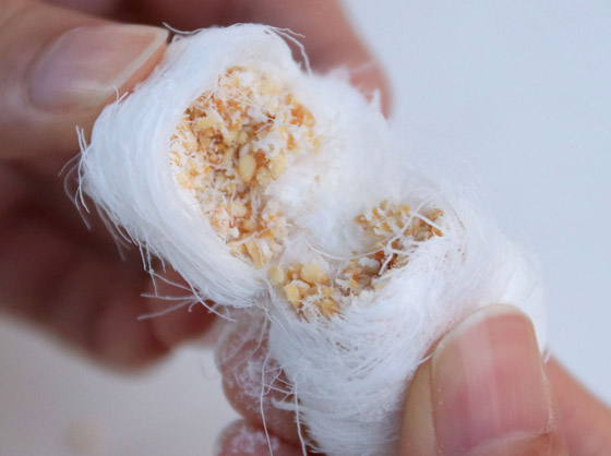 شعر ناعم محشو بالفول السوداني.. إليكم وصفة حلوى خبز التنين الصينية صورة رقم 11 شعر ناعم محشو بالفول السوداني.. إليكم وصفة حلوى خبز التنين الصينية صورة رقم 11