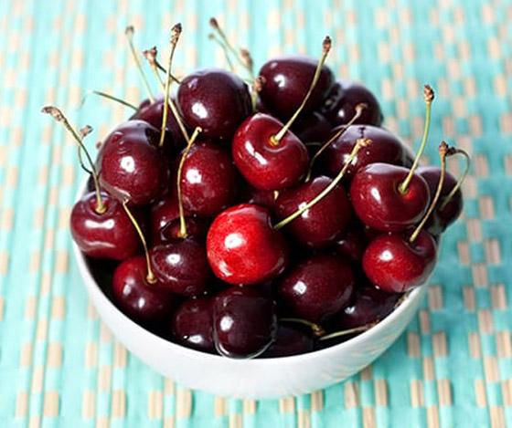 الفواكه قد لا تكون الأفضل لسعرات حرارية أقل.. إليكم 8 فواكه عالية السكر! صورة رقم 4 الفواكه قد لا تكون الأفضل لسعرات حرارية أقل.. إليكم 8 فواكه عالية السكر! صورة رقم 4