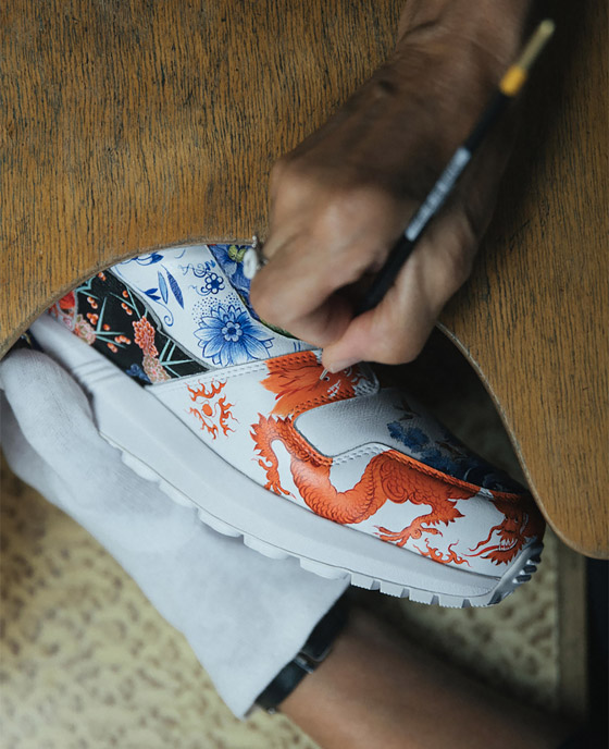 حذاء رياضي للبيع بمزاد بمليون دولار! لكن من يشتريه لن يستطيع ارتداءه! صورة رقم 14