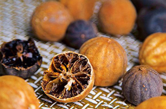 من أين يأتي؟ تعرفوا إلى الليمون الأسود وفوائده المذهلة وطرق استهلاكه صورة رقم 2