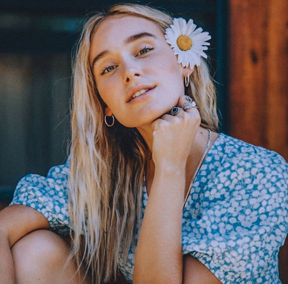 بالصور: تعرفوا إلى أجمل 10 نساء حول العالم لعام 2020 صورة رقم 3 بالصور: تعرفوا إلى أجمل 10 نساء حول العالم لعام 2020 صورة رقم 3