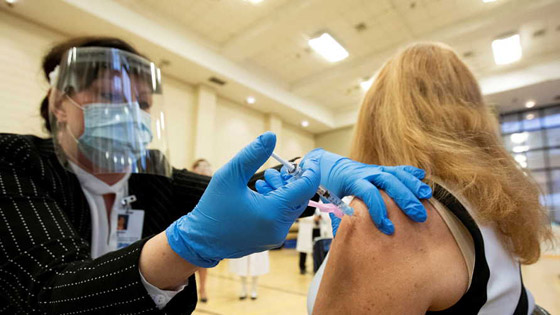 لقاح كورونا.. معلومات هامة للحوامل والمصابين بهذه الأمراض صورة رقم 3