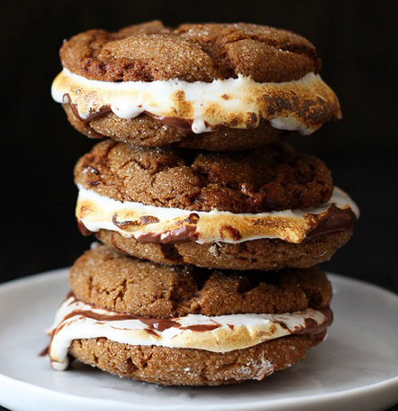 ليست تقليدية.. إليكم وصفة كوكيز رقائق الشوكولاتة المحشوة بالمارشميلو صورة رقم 8 ليست تقليدية.. إليكم وصفة كوكيز رقائق الشوكولاتة المحشوة بالمارشميلو صورة رقم 8