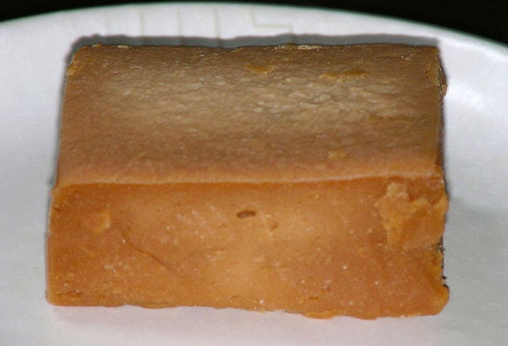 حلوى من مثانة الأسماك وفئران محشية.. إليكم أغرب الأطعمة الموجودة بالعالم صورة رقم 12 حلوى من مثانة الأسماك وفئران محشية.. إليكم أغرب الأطعمة الموجودة بالعالم صورة رقم 12