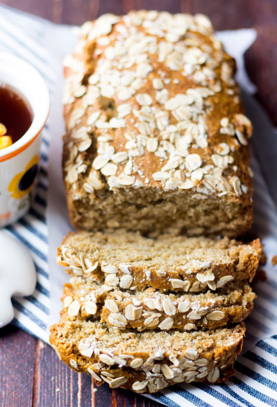 تريد تناول خبز صحي دون الشعور بالذنب؟ إليك وصفة خبز الشوفان الشهي صورة رقم 5