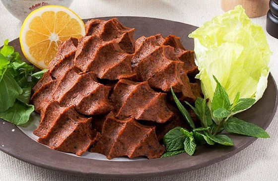 مُشبعة وقليلة السعرات الحرارية.. إليكم وصفة الكبة النية التركية الشهية صورة رقم 8 مُشبعة وقليلة السعرات الحرارية.. إليكم وصفة الكبة النية التركية الشهية صورة رقم 8