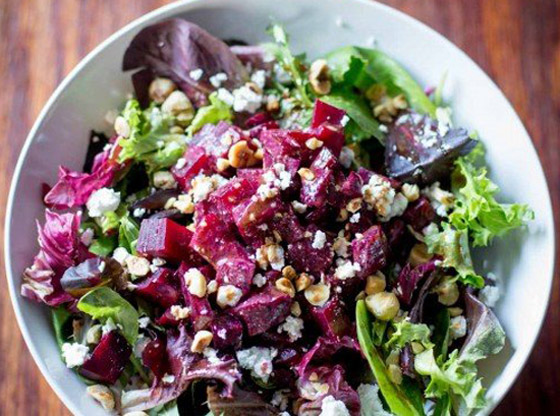 تجديد في المكونات والألوان والنكهات.. إليكم وصفة سلطة الشمندر اللذيذة صورة رقم 7