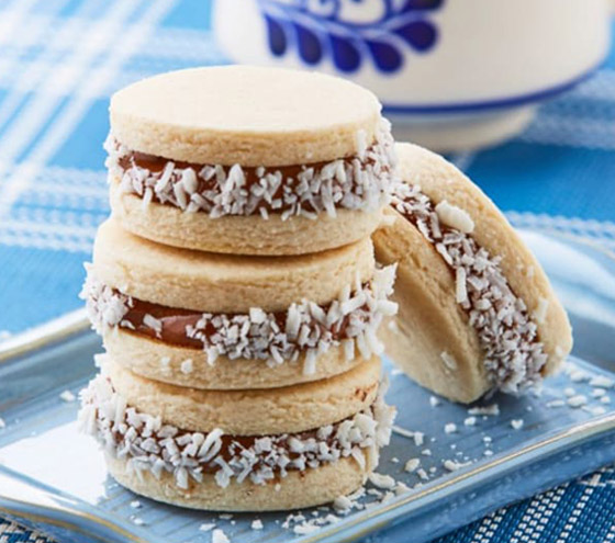 إليكم طريقة تحضير بسكويت ألفاجوريس الأرجنتيني الطيب والمميز صورة رقم 7