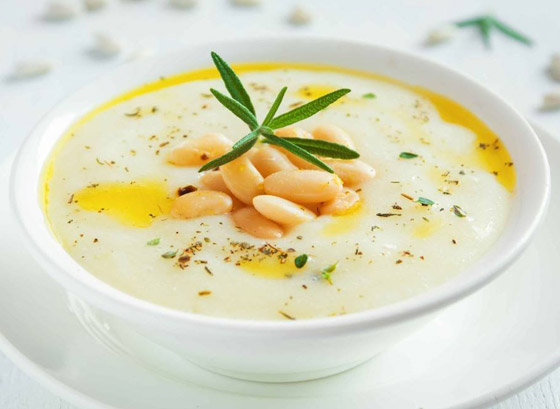 إليكم وصفة شوربة الفاصوليا البيضاء الصحية واللذيذة وسهلة التحضير صورة رقم 2