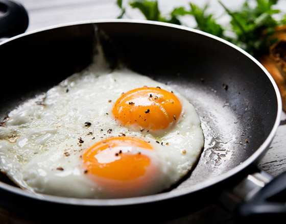 في زمن كورونا.. هل تعاني من النسيان؟ إليك 3 أطعمة تنشط ذاكرتك صورة رقم 2