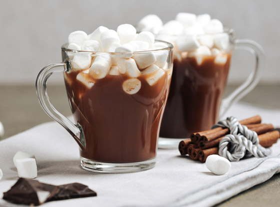 بالموكا أو الفلفل الحار.. 4 طرق مميزة لتحضير مشروب الشوكولاتة الساخن صورة رقم 1