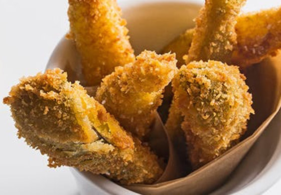 تحب الموالح والأطعمة الحارة؟ إليك وصفة مخلل مقلي مع المايونيز الحار صورة رقم 4