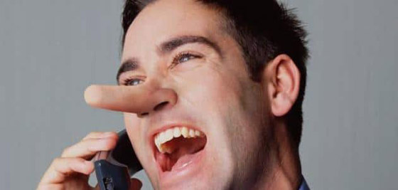 علامات تدلّ على أن الشخص الذي أمامك يكذب عليك صورة رقم 4