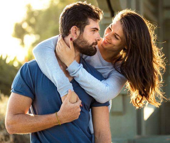 تعرفوا على 6 علامات تدل على الجاذبية بغض النظر عن المظهر صورة رقم 6 تعرفوا على 6 علامات تدل على الجاذبية بغض النظر عن المظهر صورة رقم 6