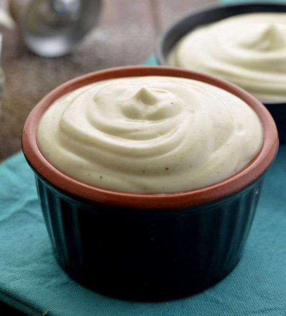 إليكم طريقة عمل المايونيز قليل الدسم بدون بيض خلال 5 دقائق بالمنزل صورة رقم 4