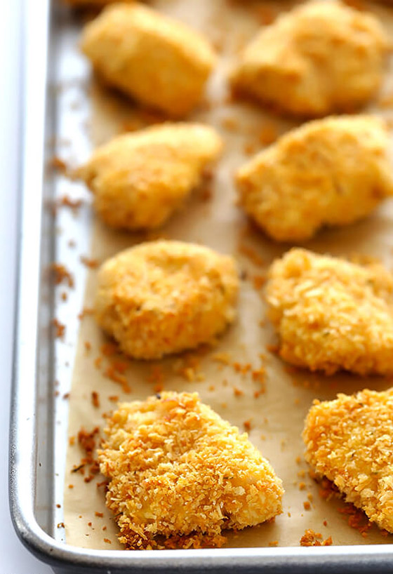 صحية ولذيذة وسريعة.. طريقة تحضير الناغيت في الفرن خلال 20 دقيقة صورة رقم 8 صحية ولذيذة وسريعة.. طريقة تحضير الناغيت في الفرن خلال 20 دقيقة صورة رقم 8