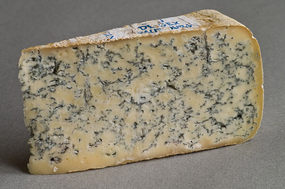 تتنوع بقوامها وتحضيرها وعمرها ونوع الحليب.. إليكم عائلات الجبن المختلفة صورة رقم 7