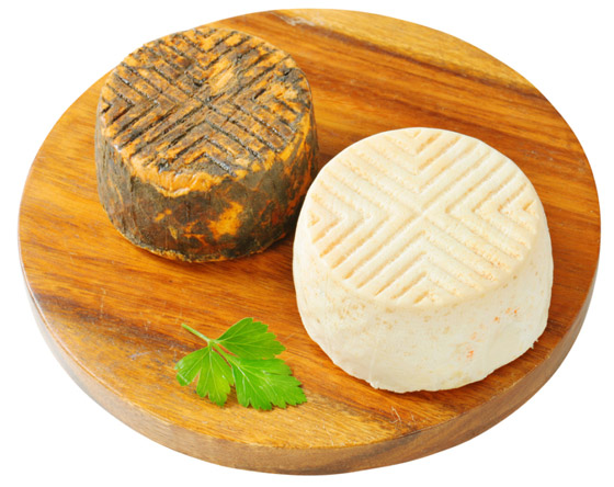 تتنوع بقوامها وتحضيرها وعمرها ونوع الحليب.. إليكم عائلات الجبن المختلفة صورة رقم 8