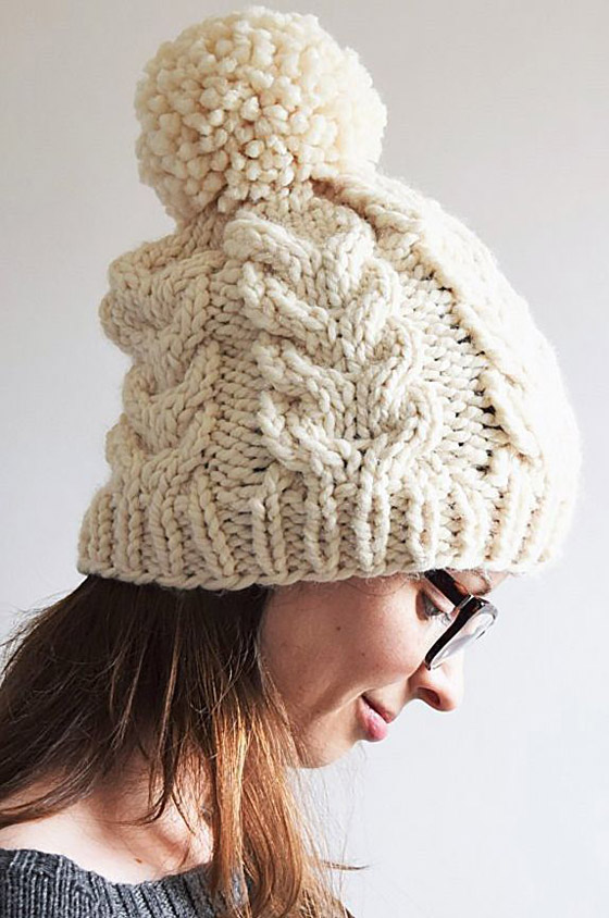 لماذا توضع الـ(بوم بوم) على القبعات؟ هل هي موضة أم تقليد؟ صورة رقم 11