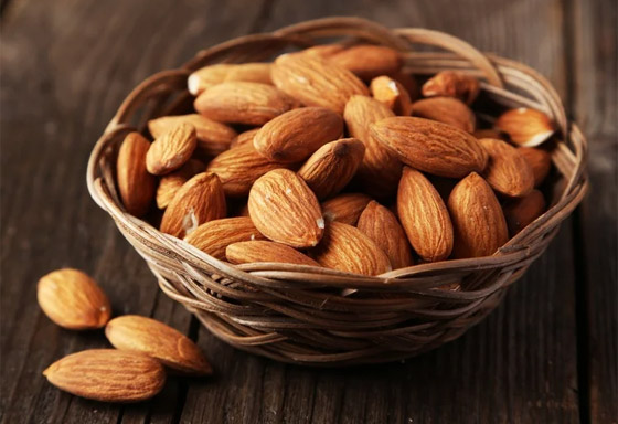 ماذا يحدث للجسم عند تناول اللوز يوميا؟ صورة رقم 6