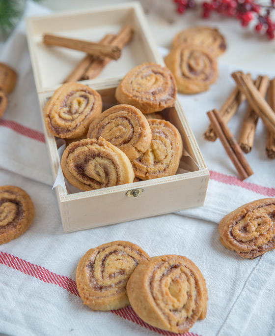 في أقل من نصف ساعة، حضروا كوكيز القرفة والسكر اللذيذ والمميز صورة رقم 1