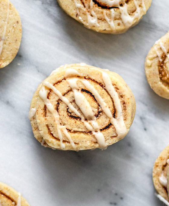 في أقل من نصف ساعة، حضروا كوكيز القرفة والسكر اللذيذ والمميز صورة رقم 7