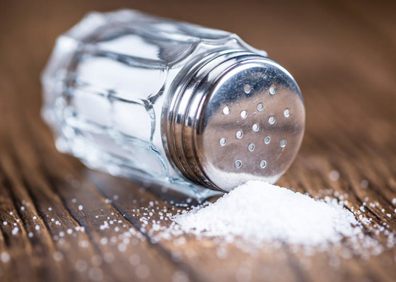 عدا ارتفاع ضغط الدم.. ماذا يحدث لأجسامنا عند تناول الكثير من الملح؟ صورة رقم 8 عدا ارتفاع ضغط الدم.. ماذا يحدث لأجسامنا عند تناول الكثير من الملح؟ صورة رقم 8