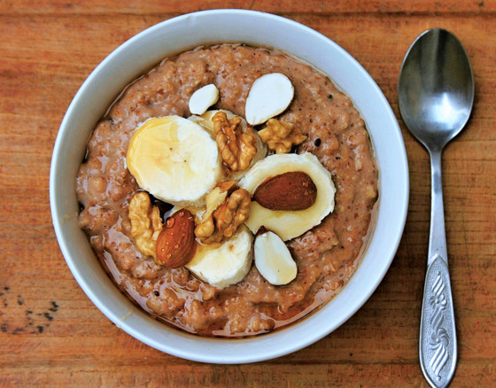 تريدون تناول القهوة ووجبة الإفطار بطبق واحد؟ حضروا الشوفان بالقهوة صورة رقم 5 تريدون تناول القهوة ووجبة الإفطار بطبق واحد؟ حضروا الشوفان بالقهوة صورة رقم 5