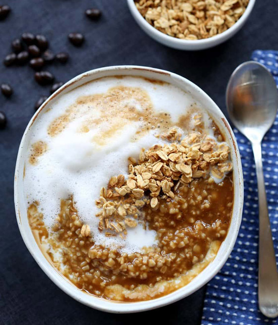 تريدون تناول القهوة ووجبة الإفطار بطبق واحد؟ حضروا الشوفان بالقهوة صورة رقم 7 تريدون تناول القهوة ووجبة الإفطار بطبق واحد؟ حضروا الشوفان بالقهوة صورة رقم 7