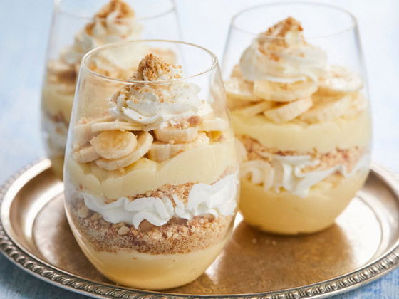 تريدون مكونات صحية؟ إليكم طريقة تحضير بودينغ الموز بالبسكويت صورة رقم 2