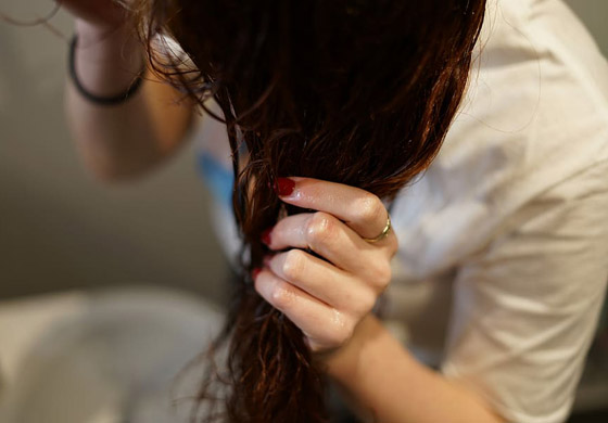 احذروا! 5 أسباب ستجعلكم تتوقفون عن استخدام صبغات الشعر صورة رقم 3