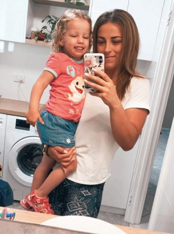 صور مذهلة: سيدة تخسر 40 كغم بوقت قياسي دون جراحة! لن تصدق الفرق.. اكتشف السر! صورة رقم 2