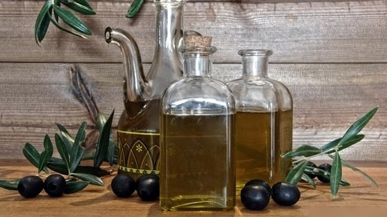 بالصور.. إليكم زيوت طبيعية تغنيكم عن المواد التجميلية والأدوية! صورة رقم 6