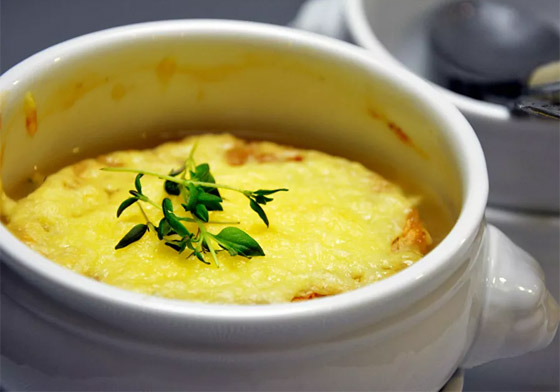 أيها تحبون؟ تعرفوا إلى أشهر أنواع الحساء وروائع الطهي في العالم صورة رقم 3 أيها تحبون؟ تعرفوا إلى أشهر أنواع الحساء وروائع الطهي في العالم صورة رقم 3