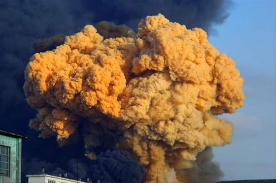 صورة رقم 2 - تعرفوا على هذه الكوارث المدمرة التي حصلت جراء خطأ وإهمال البشر! صورة رقم 2 - تعرفوا على هذه الكوارث المدمرة التي حصلت جراء خطأ وإهمال البشر!