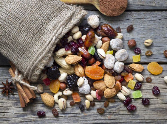 تعرفوا على فوائد وأضرار الفواكه المجففة في رمضان صورة رقم 5