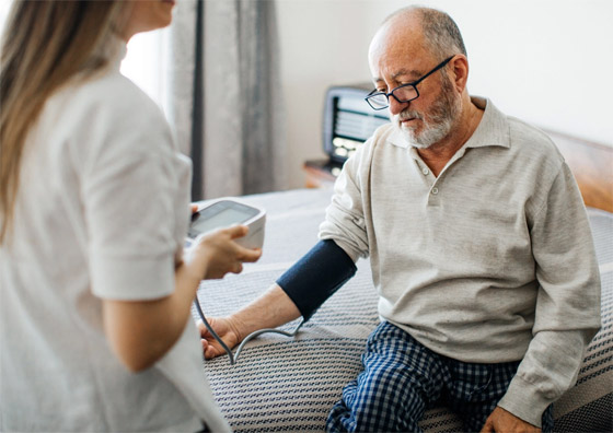 بروتين صحي ونصائح طبية.. كيف يمكن لمريض القلب الصيام بشكل آمن؟ صورة رقم 2