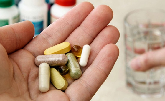 احذروا تناول جرعات زائدة من حبوب الفيتامين والمعادن.. ما هي مخاطرها؟ صورة رقم 2
