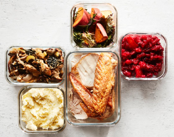 لا للإسراف! لا ترموا بواقي أكل العزومات.. كيف تحفظون بقايا الطعام بطريقة صحيحة صورة رقم 4