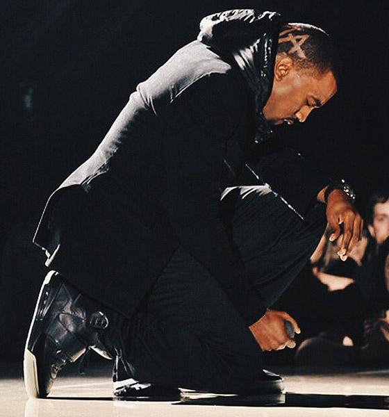 حذاء رياضي يحطم الرقم القياسي ويباع بمبلغ 1.8 مليون دولار! صور صورة رقم 2 حذاء رياضي يحطم الرقم القياسي ويباع بمبلغ 1.8 مليون دولار! صور صورة رقم 2