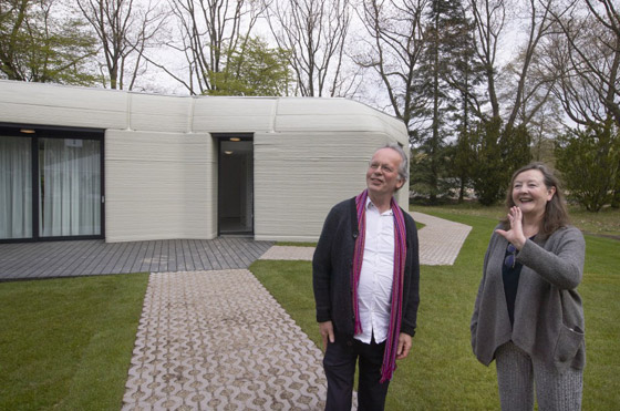 فيديو وصور: زوجان ينتقلان لأول منزل مطبوع ثلاثي الأبعاد بالكامل صورة رقم 11