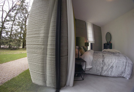 فيديو وصور: زوجان ينتقلان لأول منزل مطبوع ثلاثي الأبعاد بالكامل صورة رقم 14