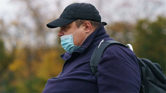 كيف يمكن لوزن جسمك أن يزيد من فرص الإصابة بـ