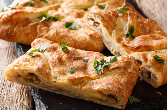 إليكم طريقة تحضير خبز البولاني المحشو على الطريقة الأفغانية الشهيرة صورة رقم 3