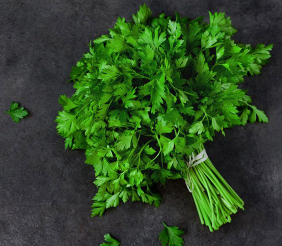 البقدونس له سحر فعّال بإذابة الدهون من الجسم وتنزيل الوزن الزائد صورة رقم 2