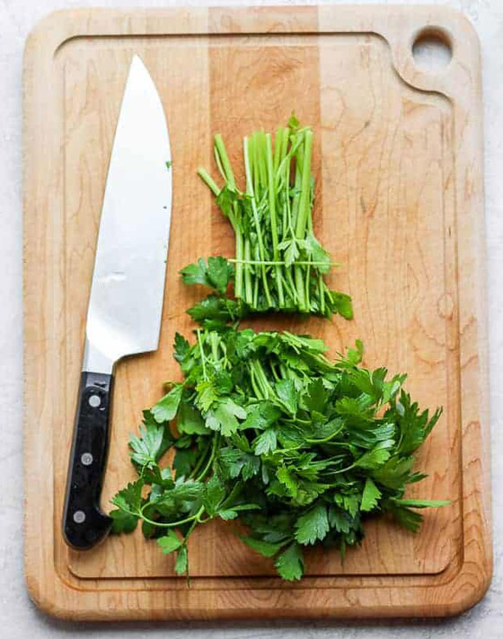 البقدونس له سحر فعّال بإذابة الدهون من الجسم وتنزيل الوزن الزائد صورة رقم 6